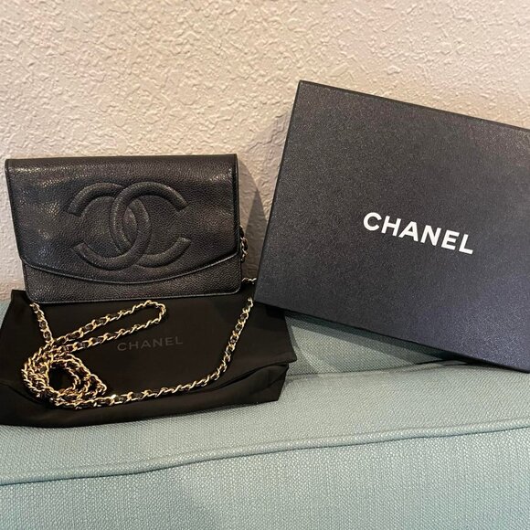 Chanel  Classic CC Caviar Leather Wallet on Chain - Picture 1 of 14